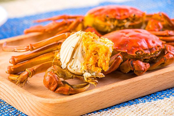 孕晚期可以吃螃蟹吗 孕妇吃螃蟹的注意事项