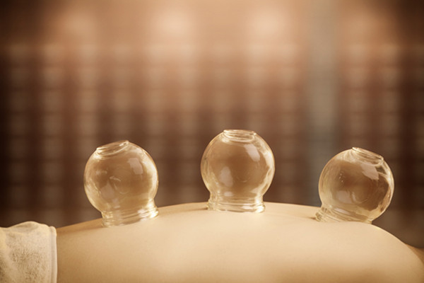 经常拔罐对身体的危害 拔罐的注意事项