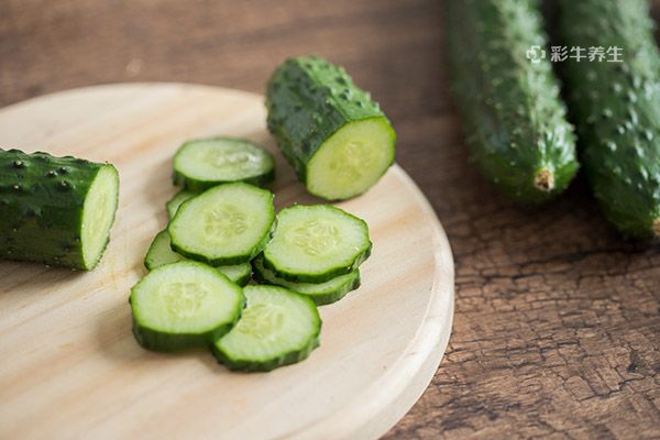 中暑能吃什么食物 吃什么对中暑好