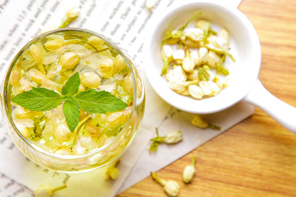 冬天喝什么养生茶好 冬天适合喝什么茶养生