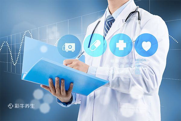 男生器官上长了痘痘是因为什么 男生器官上长痘痘的原因