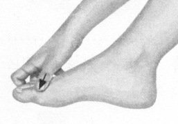 耳鸣-耳聋按摩部位图解