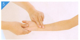 小儿打嗝按摩部位图解