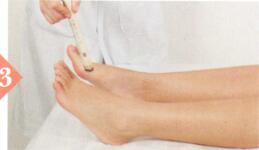 口腔溃疡艾灸哪个部位图解