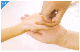 小儿佝偻病按摩部位图解