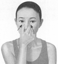 鼻炎按摩部位图解