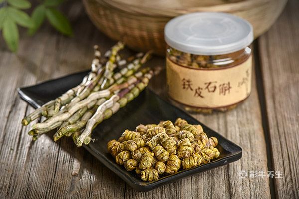 铁皮石斛泡水喝方法 铁皮石斛泡水喝的注意事项