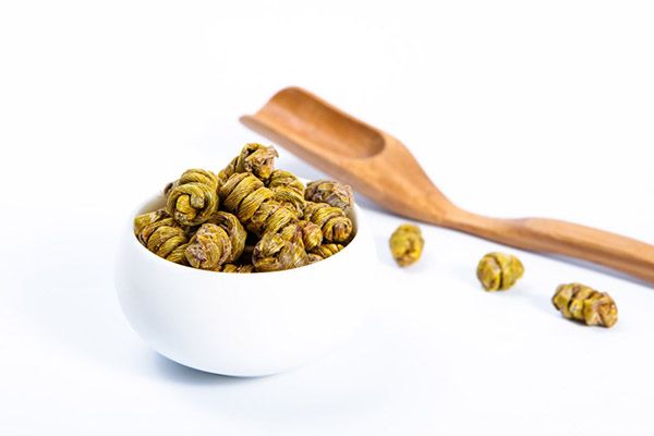 石斛泡水喝的方法 石斛泡水喝的功效和作用