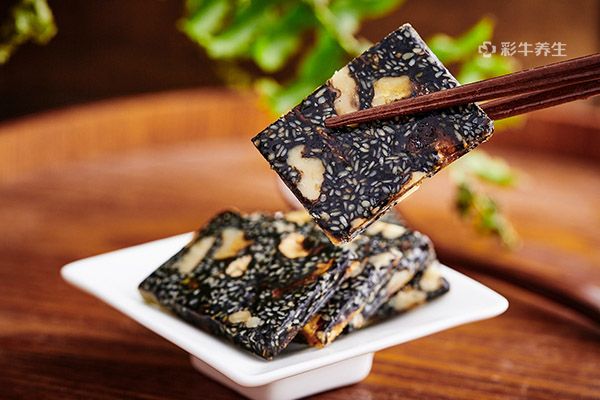 吃阿胶糕对女人有什么好处 女人吃阿胶糕的功效