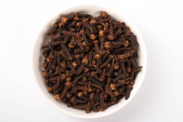 丁香泡水喝的功效 丁香泡水喝有什么好处
