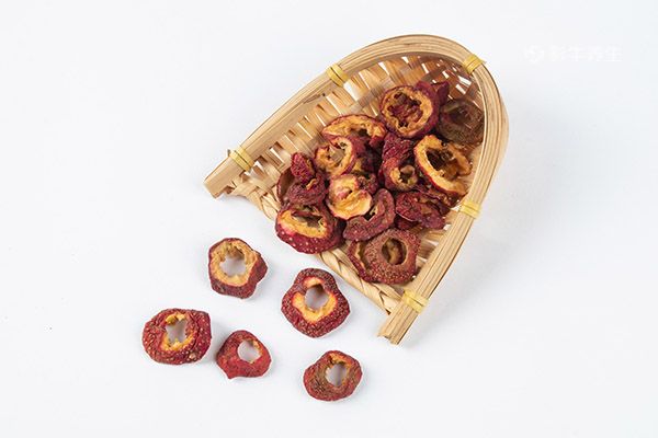 黄芪山楂泡水喝的功效 黄芪山楂泡水喝有哪些好处