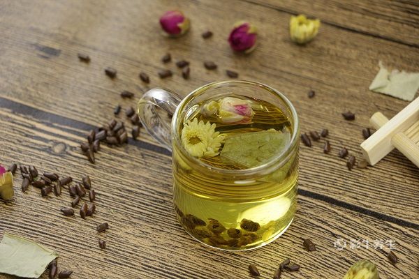 决明子和枸杞泡水喝的功效 决明子枸杞茶的好处