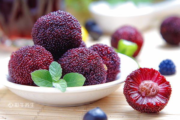 女人吃杨梅有什么好处 女人吃杨梅的功效与作用