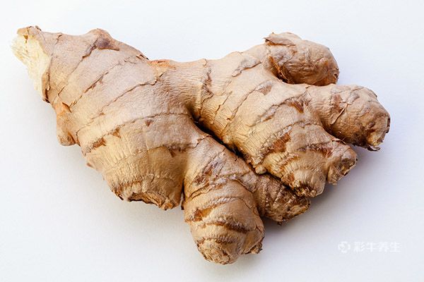 生姜花椒泡脚的功效与作用 生姜花椒泡脚的注意事项