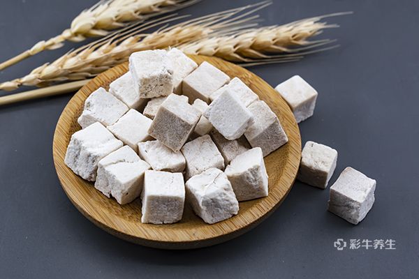 茯苓泡水怎么泡 茯苓泡水喝的功效与作用