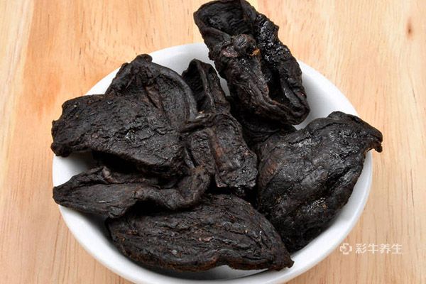 何首乌的功效与作用及食用方法 何首乌的好处与吃法