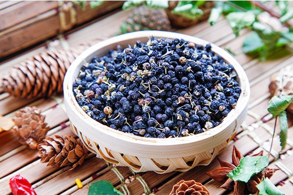 黑枸杞可以泡酒吗 黑枸杞泡酒的功效与作用