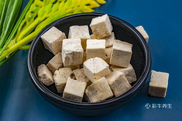 茯苓泡水喝的方法 茯苓泡水喝的功效与作用