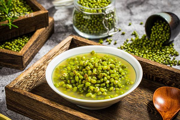 女人喝绿豆汤的好处 女人喝绿豆汤有哪些功效