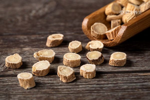 黄芪可以每天泡水喝吗 黄芪泡水喝应该注意什么