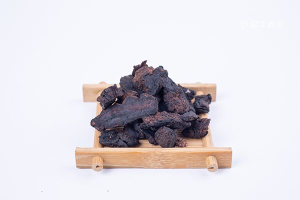 熟地黄泡水喝的功效 熟地黄泡水喝有哪些好处