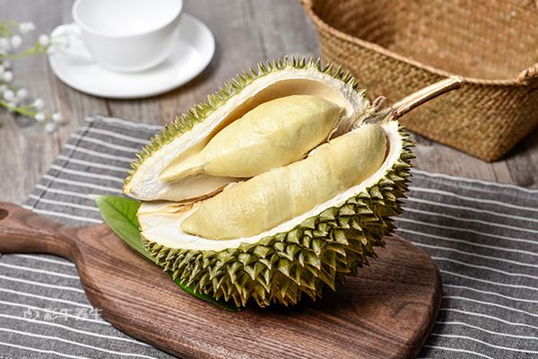 吃榴莲对月经有好处吗 来月经吃榴莲有什么好处