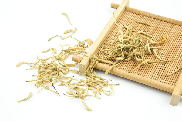 孕妇可以喝金银花泡水吗 金银花泡水的作用与功效