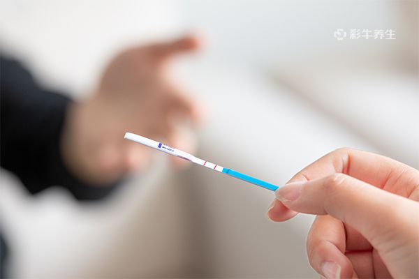 试纸多久能测出来怀孕 一般怀孕几天能用试纸测出来