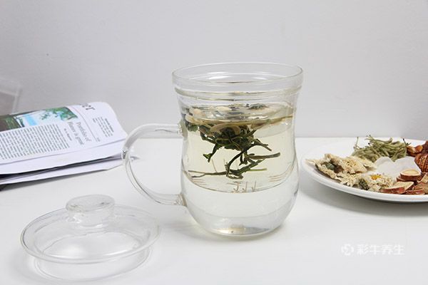 经期能喝蒲公英泡水吗 蒲公英泡水喝的禁忌