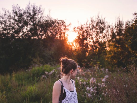 迷失自我的人，无论往哪个方向努力都是错的