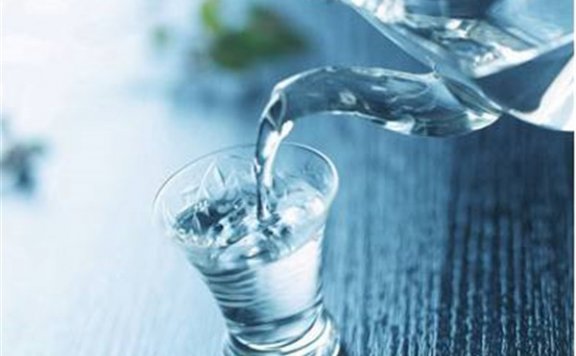 秋季皮肤干燥怎么办 秋季如何预防皮肤干燥