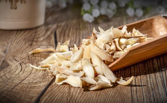 秋燥喉咙肿痛喝什么茶好 多喝这3款茶有好处