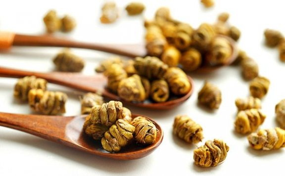 石斛泡酒的功效与作用 石斛泡酒的禁忌